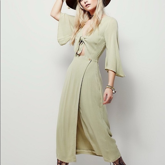 Free People Dresses & Skirts - Free People Midi Dress with Tie Front